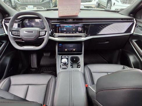 Used 2025 Jeep Wagoneer S Limited image 4