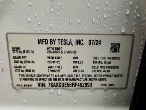 Used 2024 Tesla Model X image 25