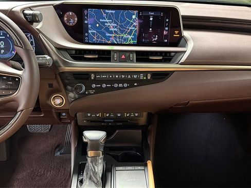 Used 2020 Lexus ES 350 Luxury image 15