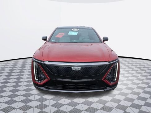 Certified 2024 Cadillac Lyriq Sport AWD/4WD image 3