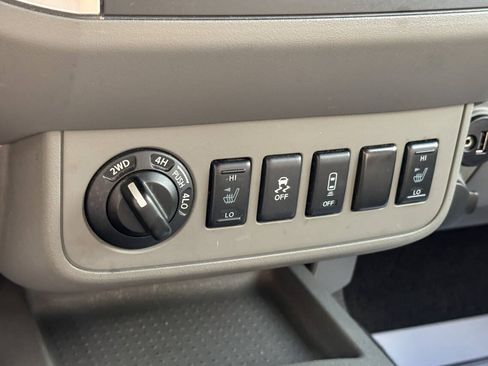 Used 2021 Nissan Frontier SV AWD/4WD image 30