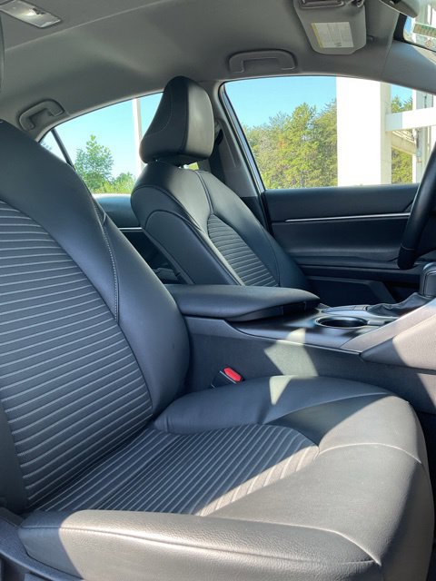 Used 2024 Toyota Camry SE FWD image 15