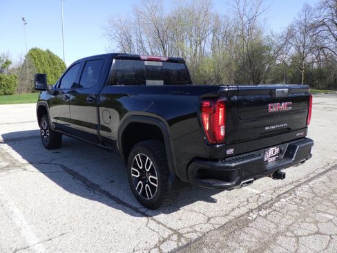 Used 2021 GMC Sierra 1500 AT4 w/ AT4 Value Package image 3