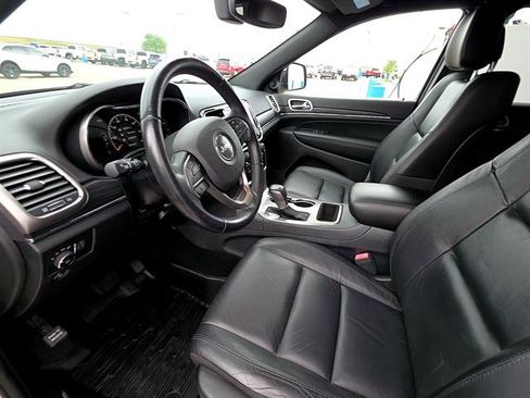 Used 2019 Jeep Grand Cherokee Limited image 15