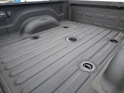 Used 2024 RAM 2500 Laramie w/ Night Edition AWD/4WD image 10