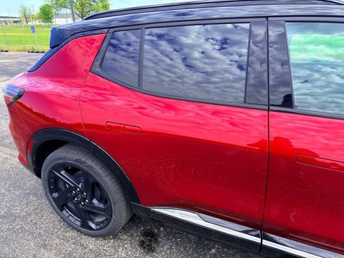 New 2026 Chevrolet Equinox EV RS FWD image 2