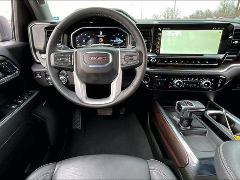 Used 2024 GMC Sierra 1500 SLT w/ SLT Premium Plus Package image 9