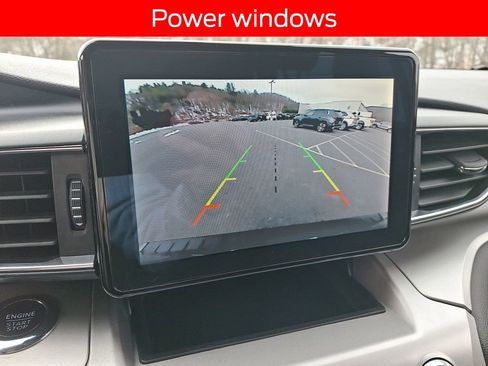 Used 2022 Ford Explorer XLT w/ Equipment Group 202A image 19