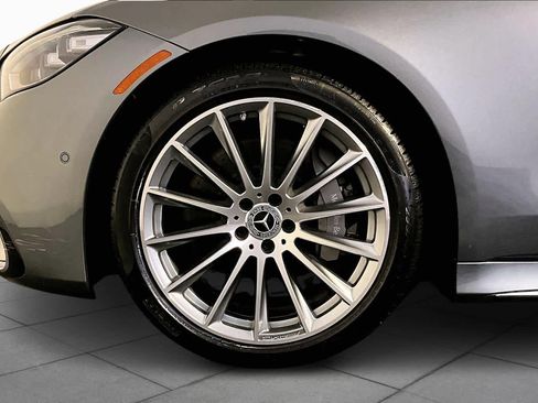 Certified 2023 Mercedes-Benz S 580 4MATIC Sedan image 11