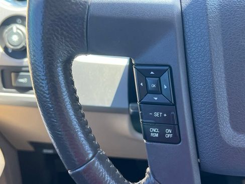 Used 2013 Ford F150 Lariat w/ Lariat Chrome Pkg AWD/4WD image 32