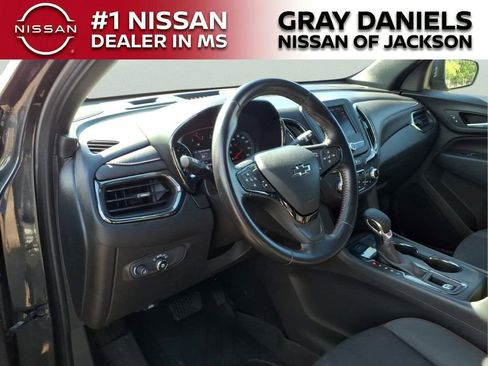 Used 2022 Chevrolet Equinox RS w/ LPO, Floor Liner Package AWD/4WD image 11