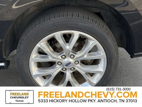 Used 2019 Ford Expedition Platinum image 11
