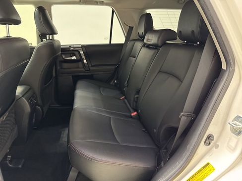 Used 2020 Toyota 4Runner TRD Off-Road Premium w/ Moonroof Package image 25