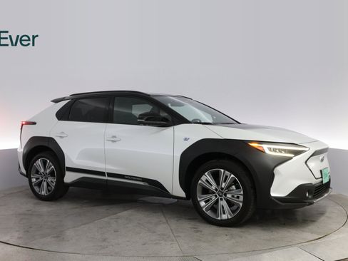 Used 2024 Subaru Solterra Touring w/ Touring Package image 5