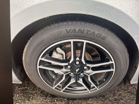 Used 2023 Ford Mustang Premium image 20