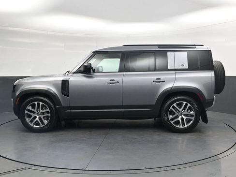 Used 2020 Land Rover Defender 110 SE AWD/4WD image 7