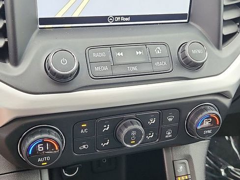 Certified 2019 GMC Acadia SLT AWD/4WD image 16
