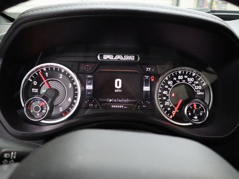 Used 2022 RAM 1500 Laramie RWD image 12