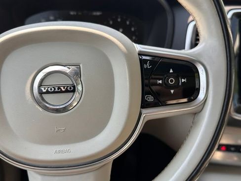 Used 2016 Volvo XC90 T6 Momentum AWD/4WD image 22
