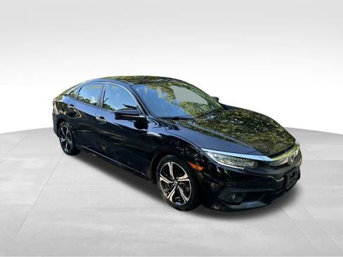 Used 2016 Honda Civic Touring image 7