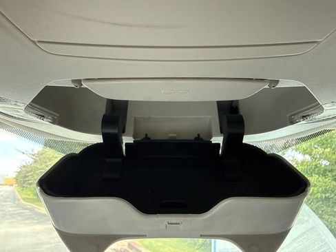 Used 2018 Ford Escape SE FWD image 29