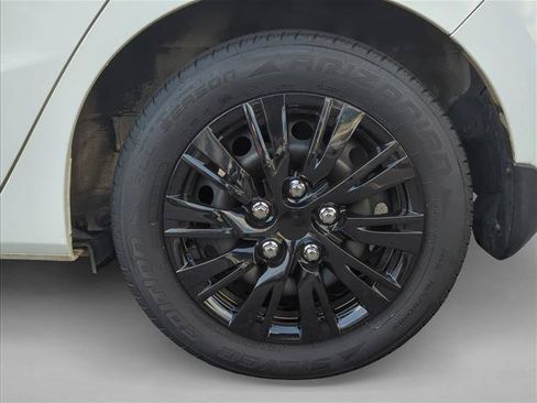 Used 2016 Honda Fit LX image 11