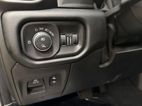 Used 2019 RAM 1500 Big Horn image 29