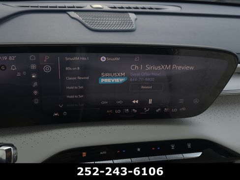 Used 2026 Buick Enclave Avenir w/ Super Cruise Package FWD image 18
