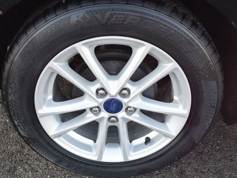 Used 2017 Ford Focus SE image 38