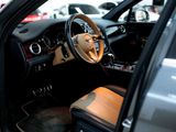 Used 2018 Bentley Bentayga image 2