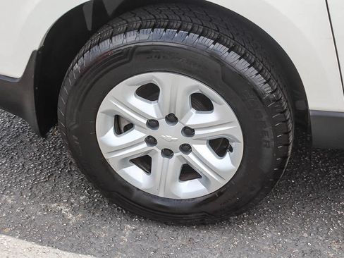 Used 2015 Chevrolet Traverse LS FWD image 11