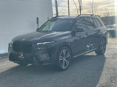 Certified 2024 BMW X7 xDrive40i w/ M Sport Package image 2