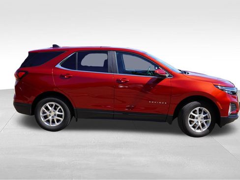 Certified 2024 Chevrolet Equinox LT AWD/4WD image 3