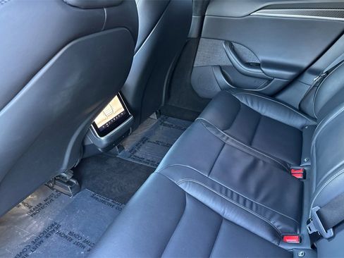 Used 2022 Tesla Model S Plaid image 12