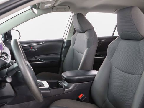 Used 2024 Toyota RAV4 LE image 23