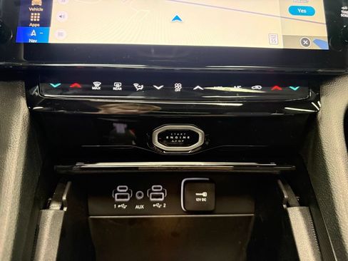 New 2026 Jeep Grand Cherokee L Limited AWD/4WD image 24