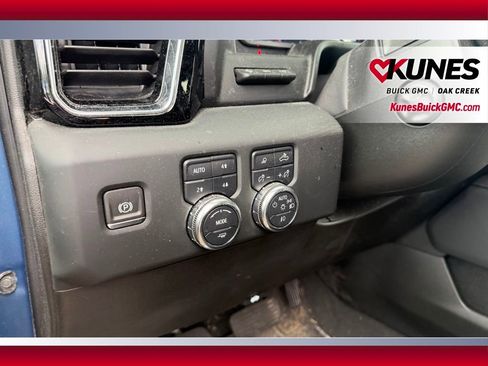 Used 2024 GMC Sierra 1500 Denali AWD/4WD image 9