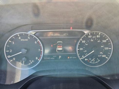 Used 2023 Nissan Rogue S image 27