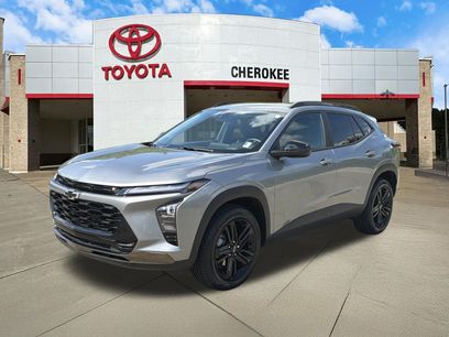 Used 2025 Chevrolet Trax ACTIV w/ Sunroof Package