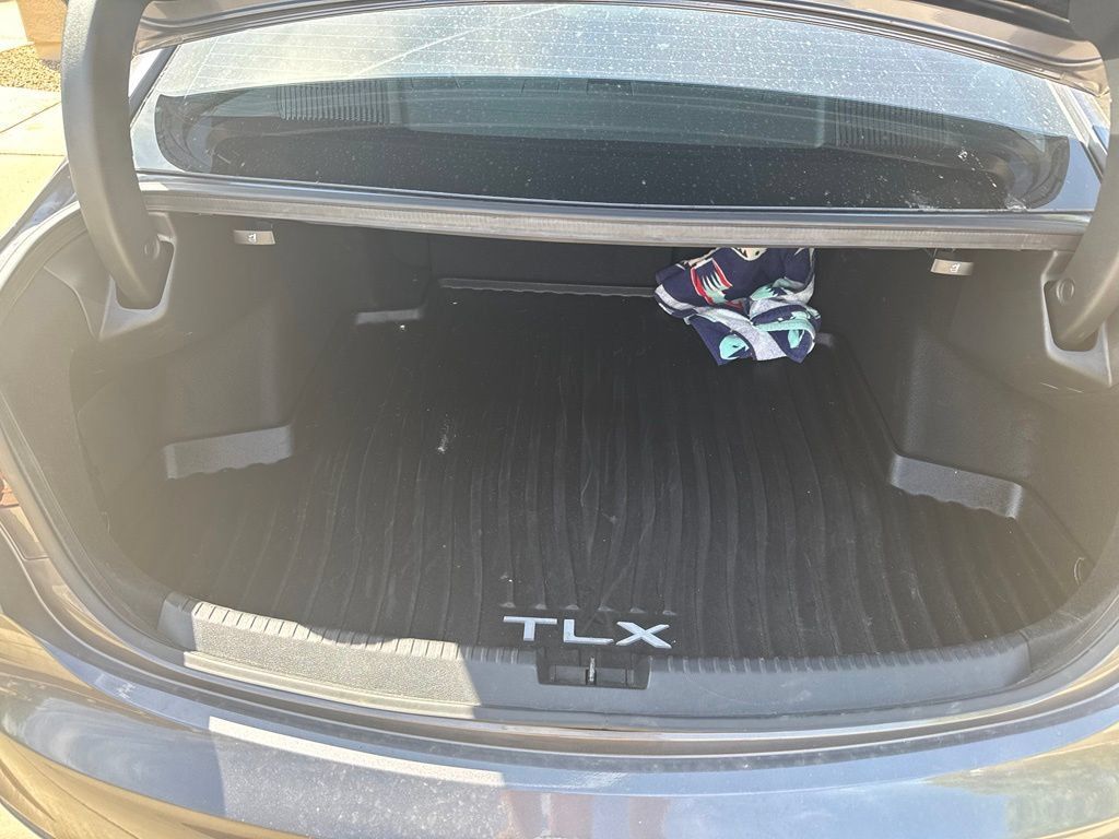 Used 2023 Acura TLX w/ Technology Package FWD image 6
