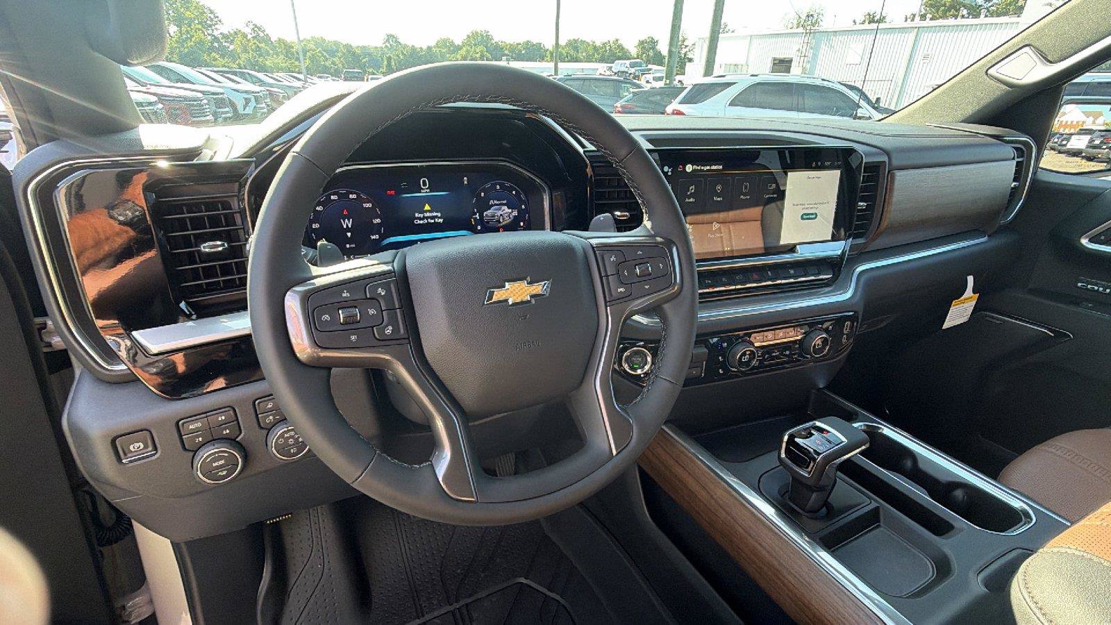 New 2026 Chevrolet Silverado 1500 High Country w/ High Country Premium Package AWD/4WD image 4