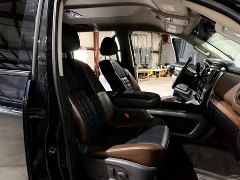 Used 2019 Nissan Titan Platinum Reserve w/ Platinum Utility Package image 27