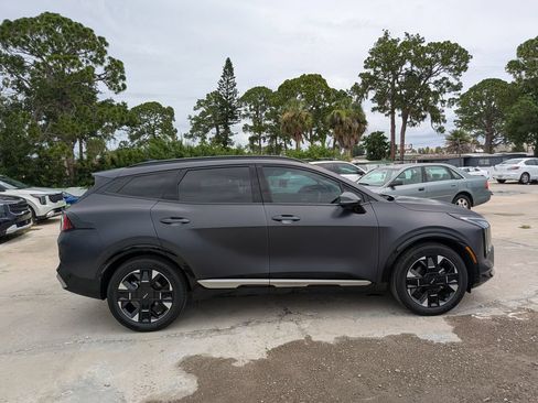 Certified 2026 Kia Sportage SX FWD image 9