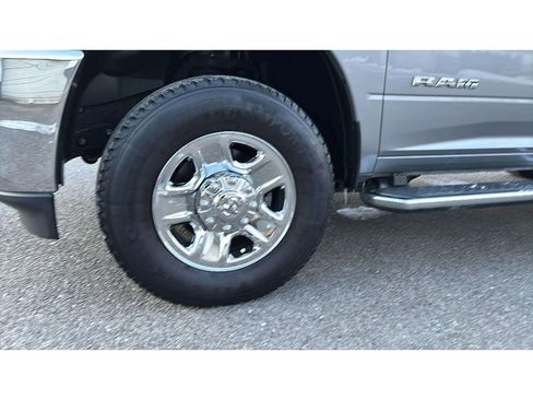 Used 2019 RAM 2500 Big Horn image 21