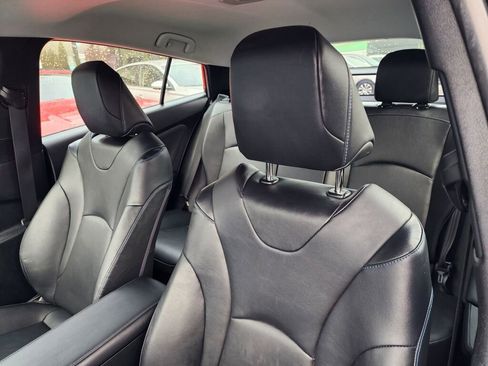 Used 2016 Toyota Prius Three Touring image 10