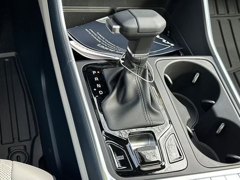 New 2026 Kia Carnival SX image 19