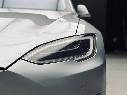 Used 2018 Tesla Model S 100D AWD/4WD image 9