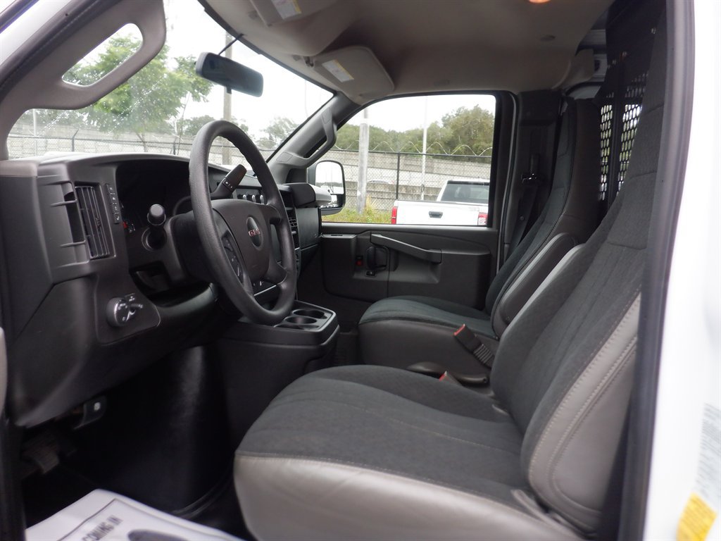 Used 2025 GMC Savana 2500 w/ Driver Convenience Package RWD image 10