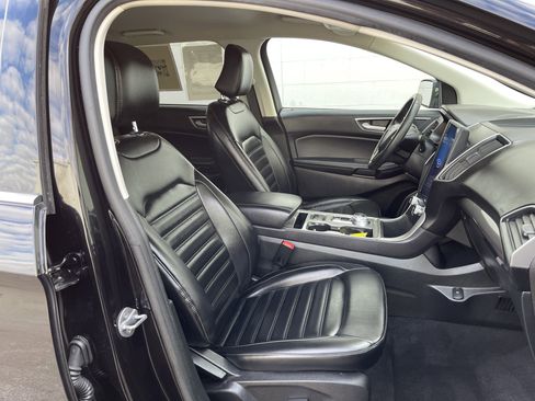 Used 2024 Ford Edge SEL w/ Convenience Package image 29