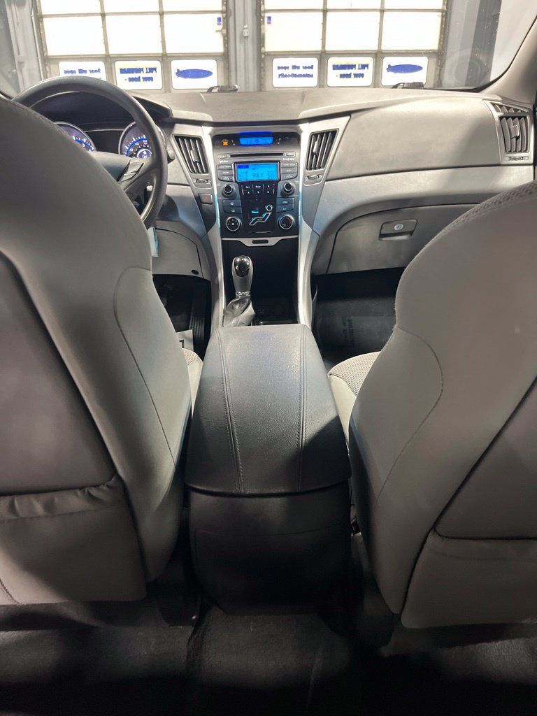 Used 2013 Hyundai Sonata GLS w/ Popular Equipment Pkg FWD image 31